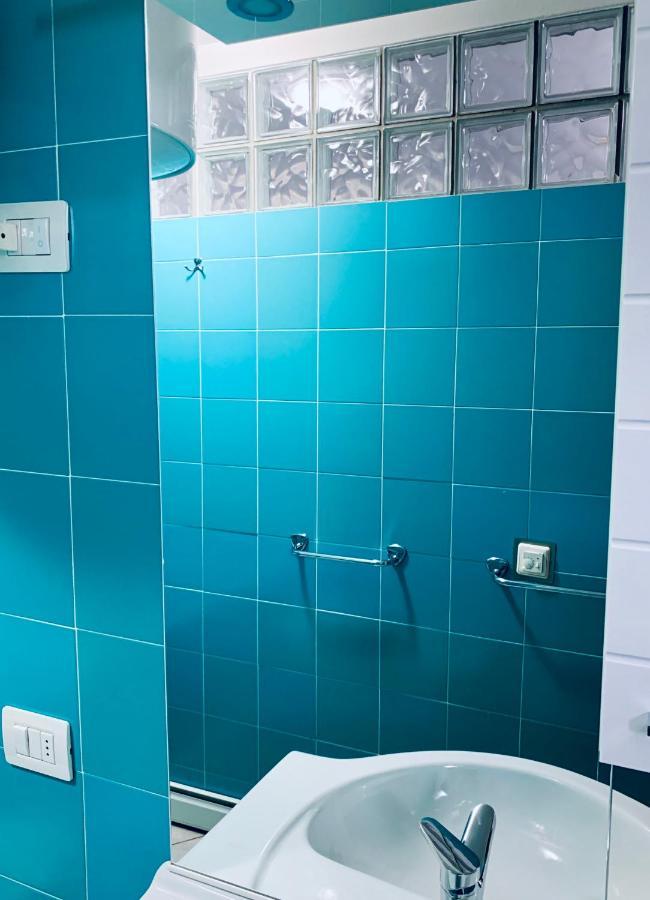 Storico Ombelico Di Parma Apartment Bagian luar foto