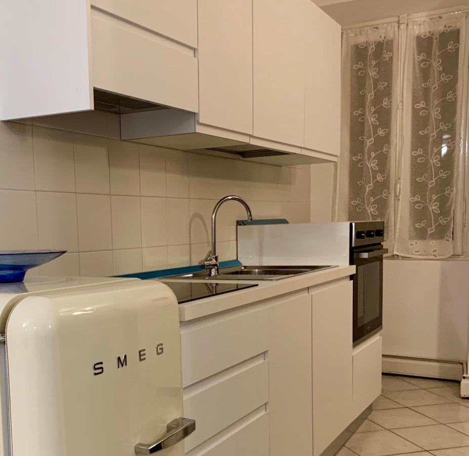 Storico Ombelico Di Parma Apartment Bagian luar foto