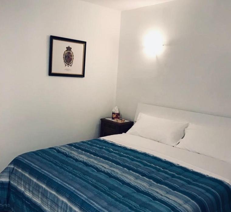 Storico Ombelico Di Parma Apartment Bagian luar foto